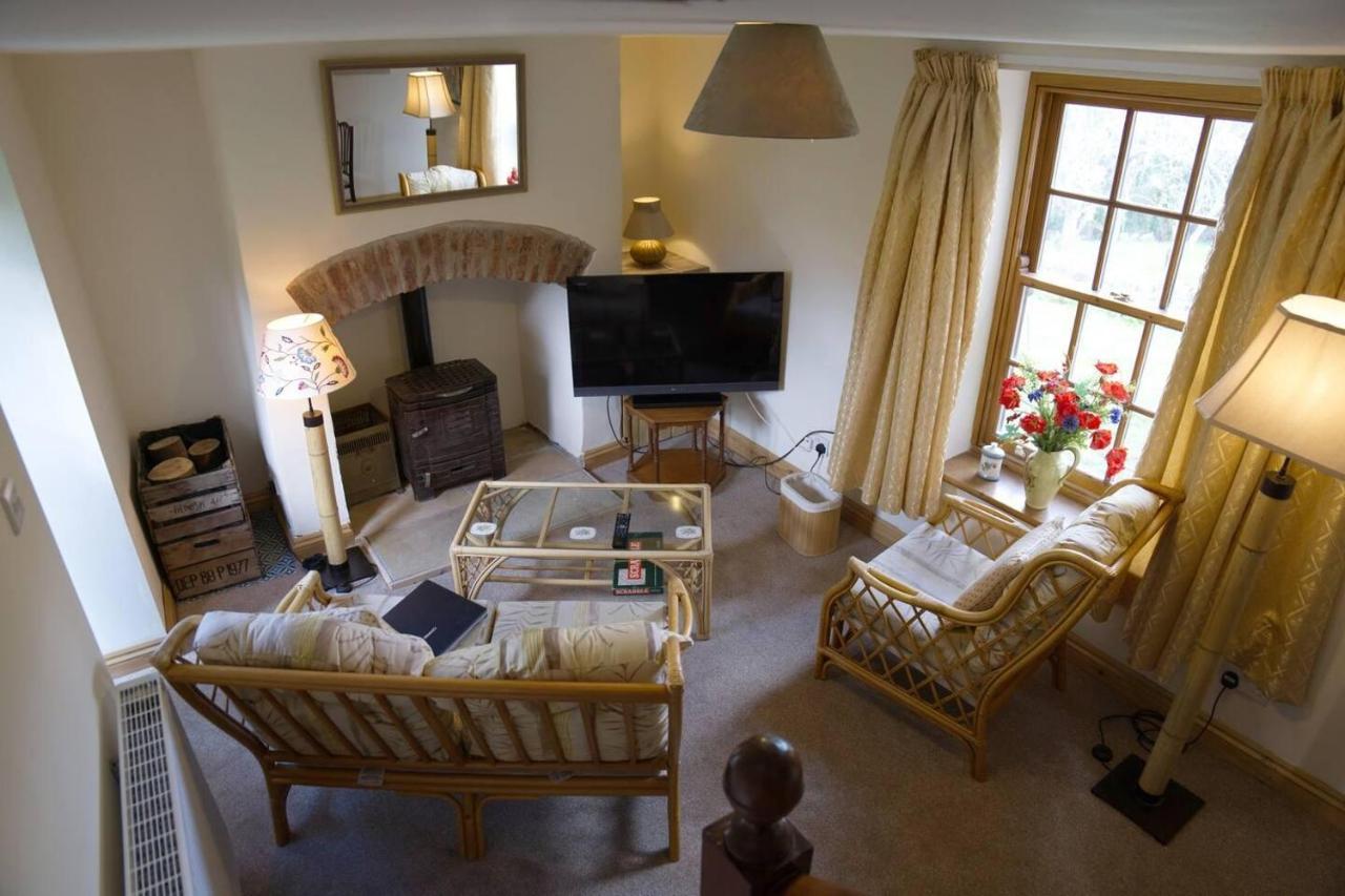 Cosy Secret In A Beautiful Walled Garden Holiday home Ryton (Tyne and Wear)