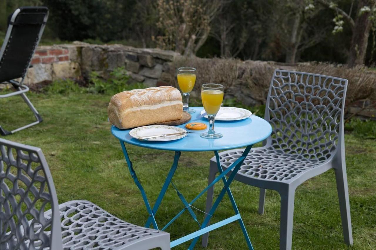 Cosy Secret In A Beautiful Walled Garden Holiday home *