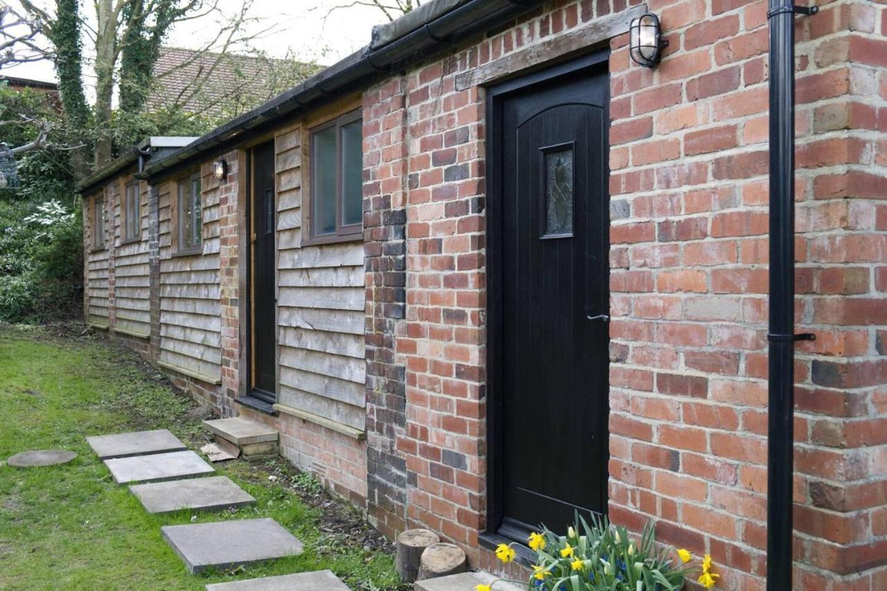 Holiday home Cosy Secret In A Beautiful Walled Garden
