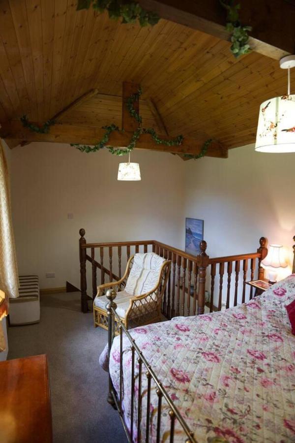 Holiday home Cosy Secret In A Beautiful Walled Garden *
